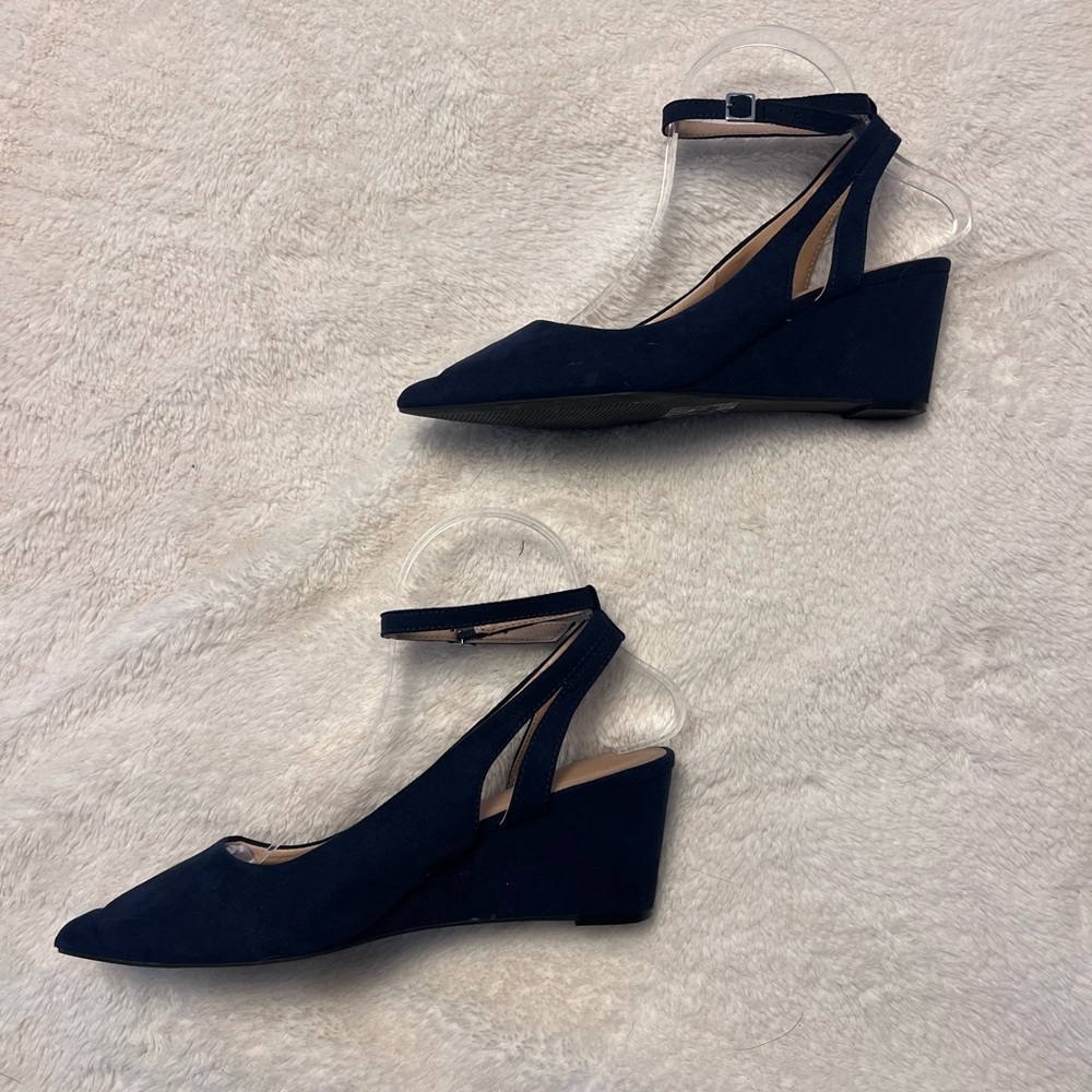Market & Spruce Billie Ankle Wrap Wedge - Picture 3 of 6